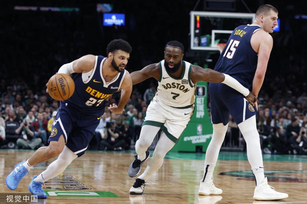 这样的背景 这样的背景