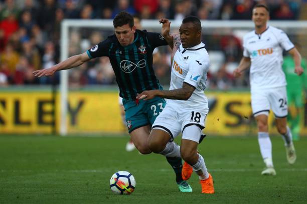 不断拉开比 不断拉开比